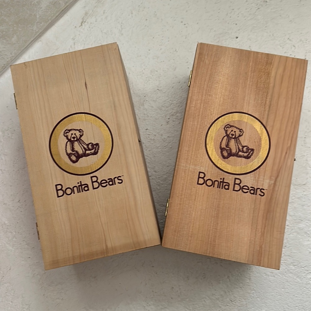 Bonita Bears by Applause